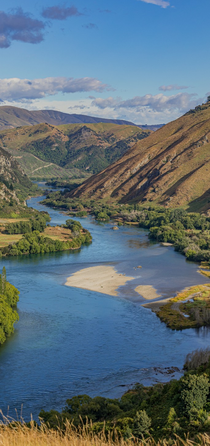517202 clutha river beaumont resized
