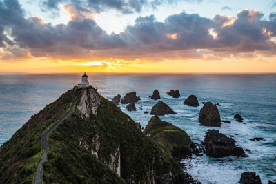 nugget point lighthouse