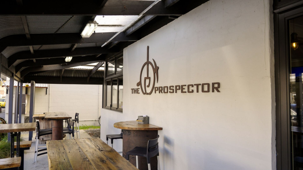 652307 0624 clutha prospector cafe 01 web size 1920px